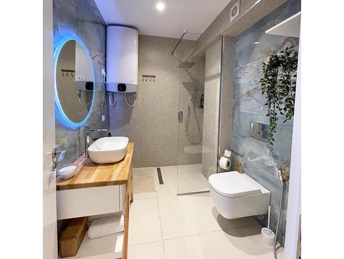 Green Terrace Apartment 5 Tirana Kültér fotó